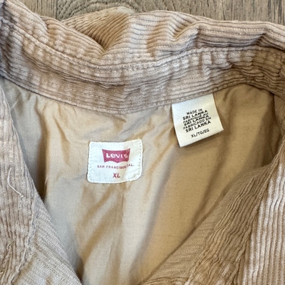 Levi's Women’s Beige Corduroy Shirt Size XL - Picture 3 of 11